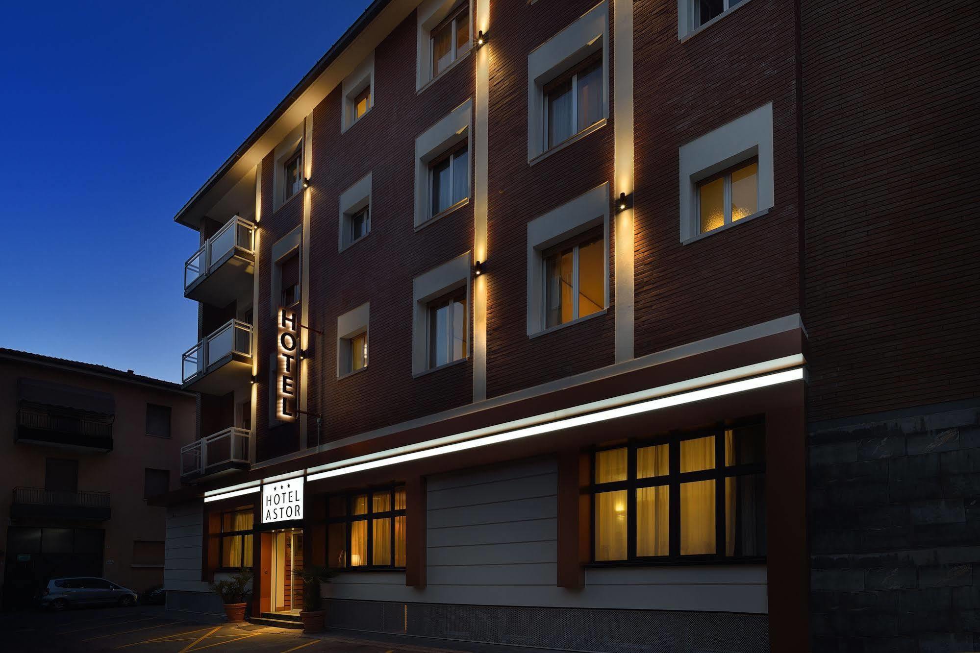 בולוניה Astor Hotel מראה חיצוני תמונה