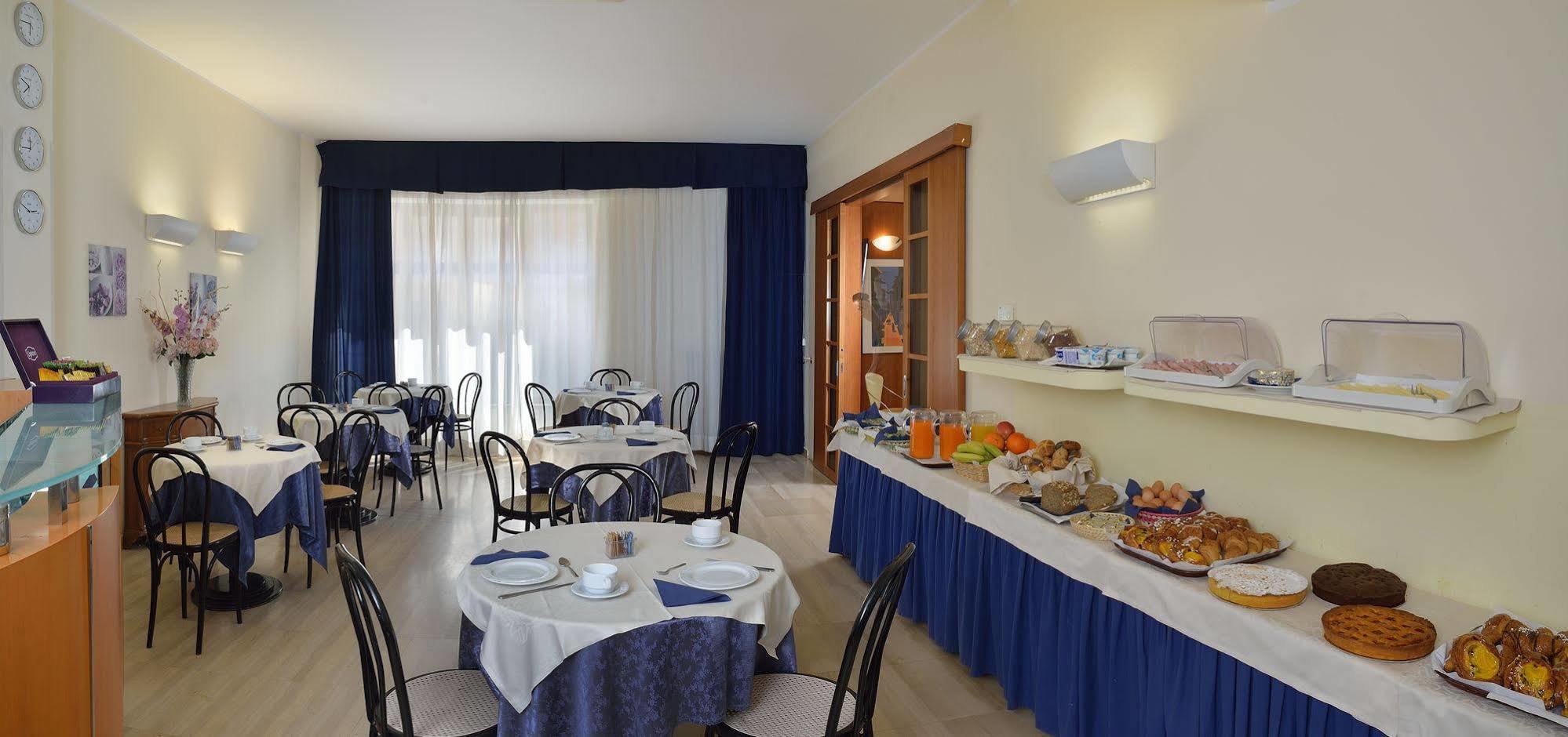 בולוניה Astor Hotel מראה חיצוני תמונה